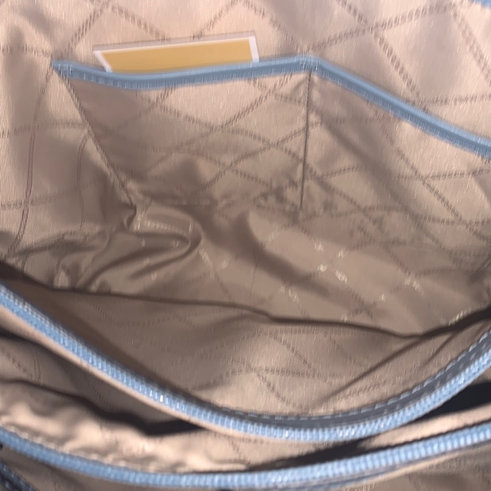 I’m purse and wallet